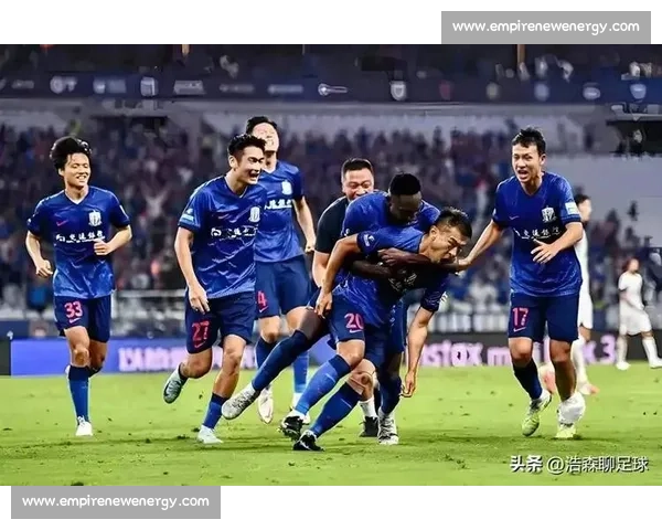 申花迎战蔚山强敌亚冠关键之战考验球队整体实力与球迷期待走势